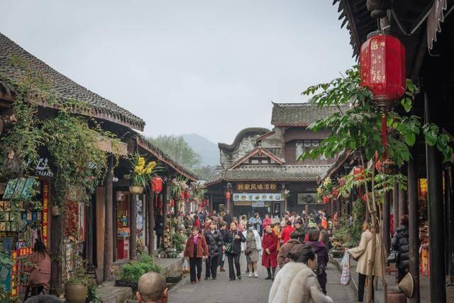 南明区水口寺街道关工委开展2024年寒假关爱未成年人活动